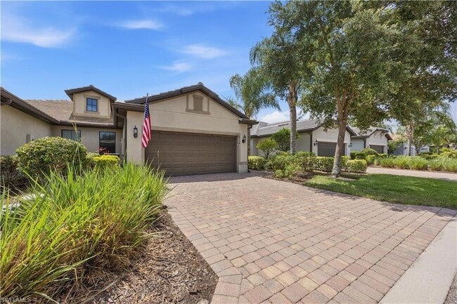 8010 Helena Ct