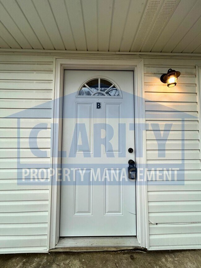 Photo - 4331 Lazard St Unit Apt B