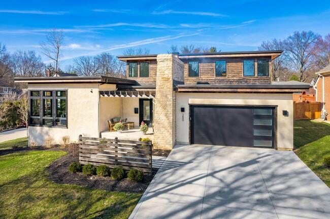 Photo - 250 McCoy Ave