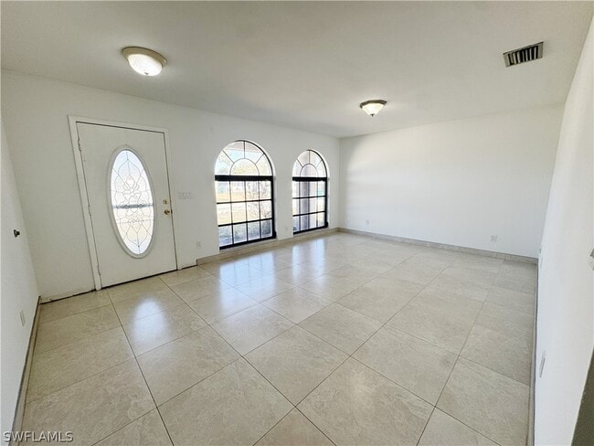 Photo - 630 105th Ave N