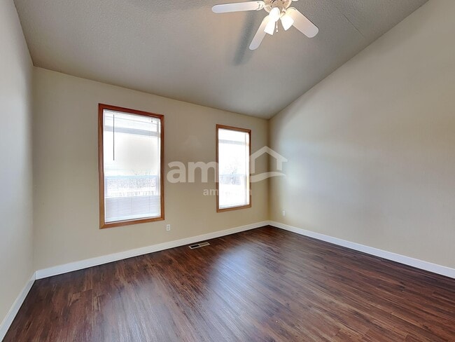 Photo - 9402 NE 87th Ct