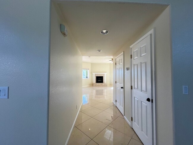Photo - 1686 Kleck Rd