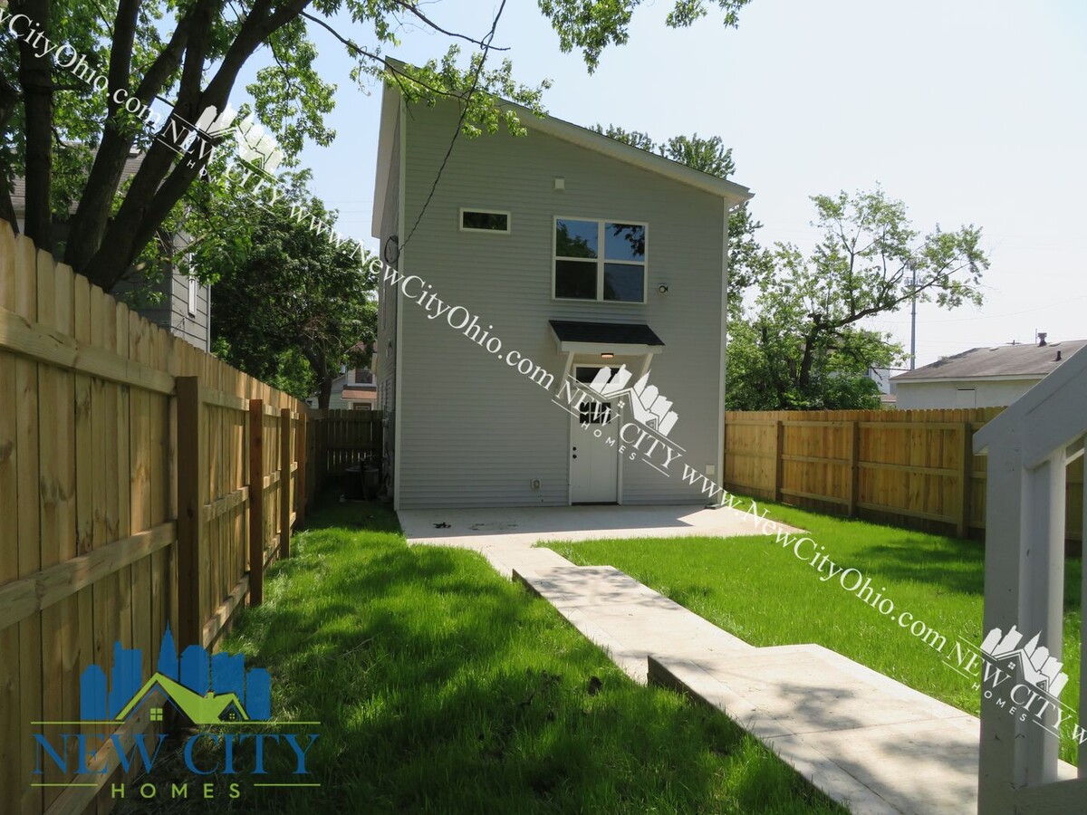 Photo - Newly Built 3 Bedroom 2.5 Bathroom Frankli...