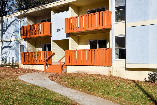 Photo - 2012 Maywood St