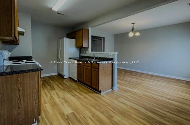 Photo - 5435 Eneida Sue Dr