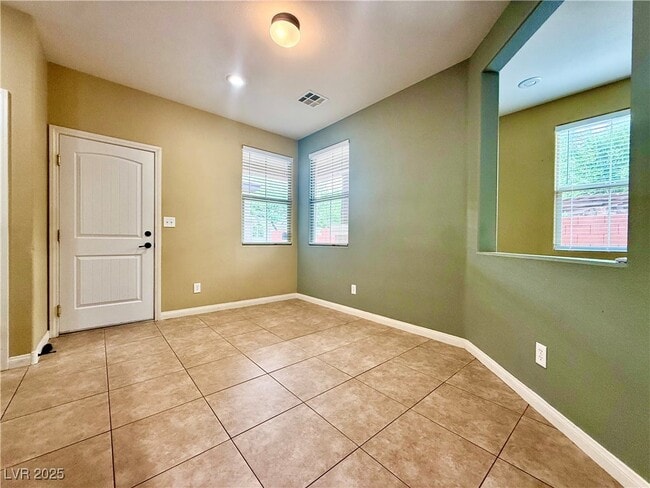 Photo - 5580 Spiceberry Dr