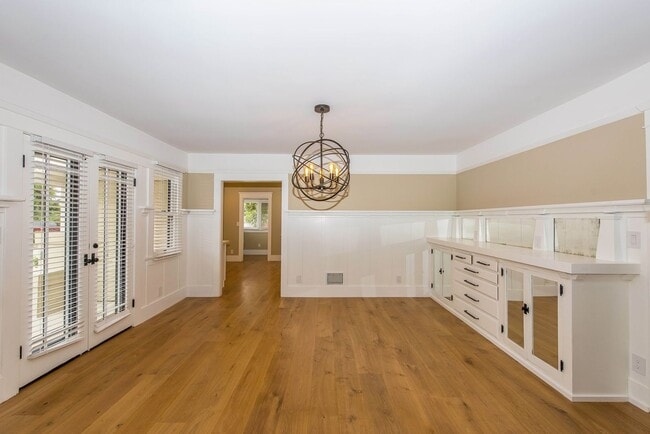 Photo - 306 N Shaffer St