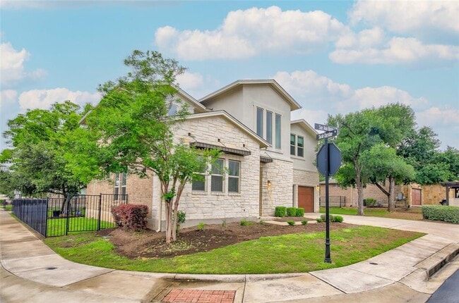 Photo - 1001 Sue Ann Rose Dr