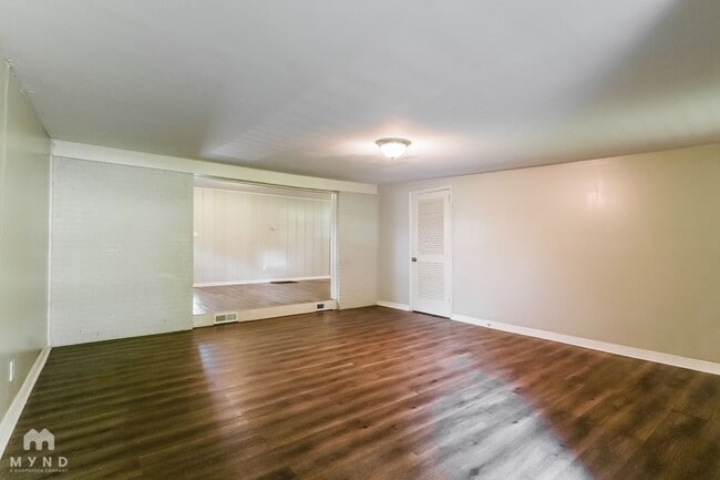 Photo - 804 27th Ave N