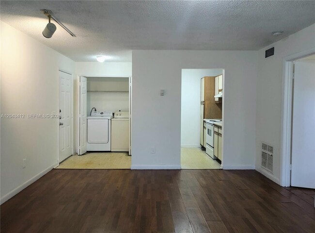 Photo - 4241 W McNab Rd Unidad 27