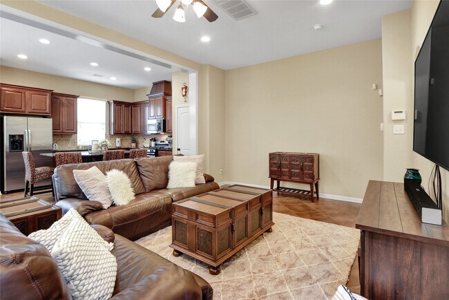Photo - 21 Cheswood Manor Drive