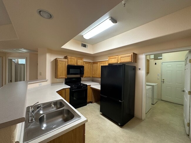 Photo - Beautiful 2 bedroom condo for rent.