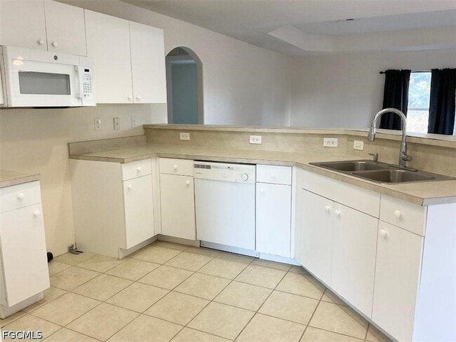 Photo - 2323 NE 26th St