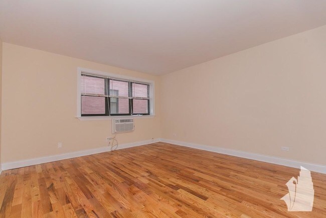 Photo - 555 W Arlington Pl Unit 307