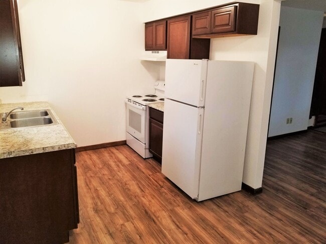 Photo - $200 OFF 1st Month! Updated 2 Bed, 1 Bath Townhouse next to NAU!! Students & Sm. Pets OK !! Avail...