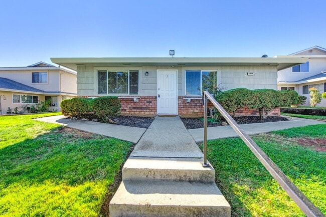 Photo - 11650 Garnet Way