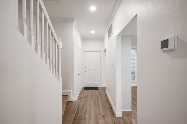 Photo - 14723 Barryknoll Ln Unit 107