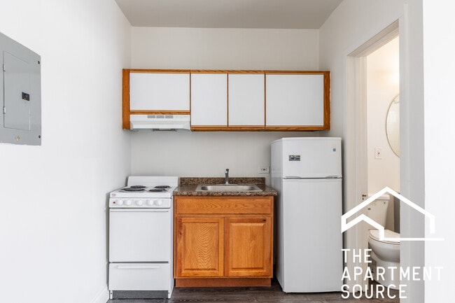 Photo - 3957 W Irving Park Rd Unit 314