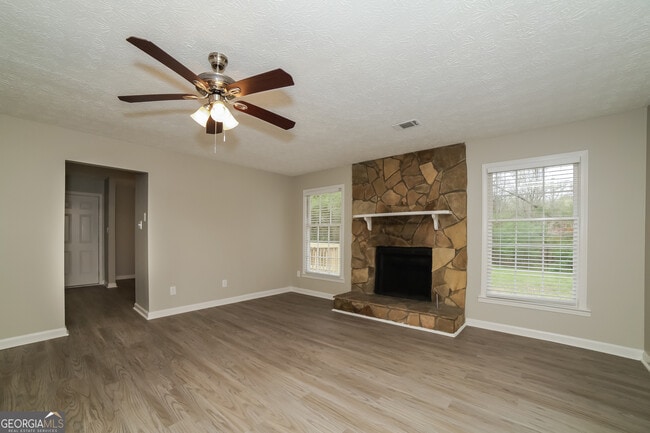 Photo - 125 Longview Rd