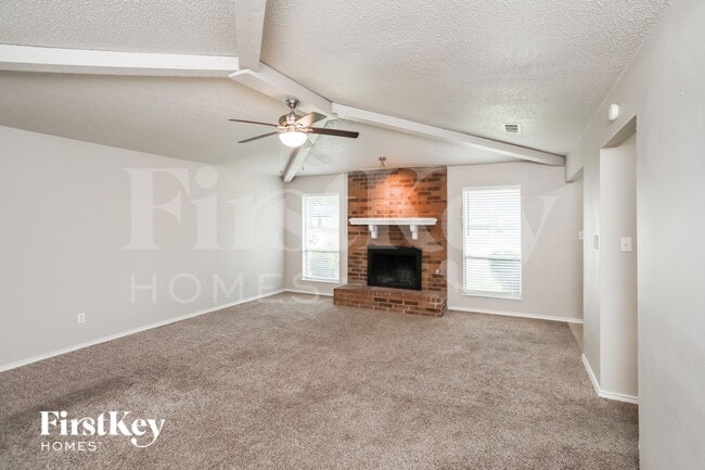 Photo - 1841 College Pkwy