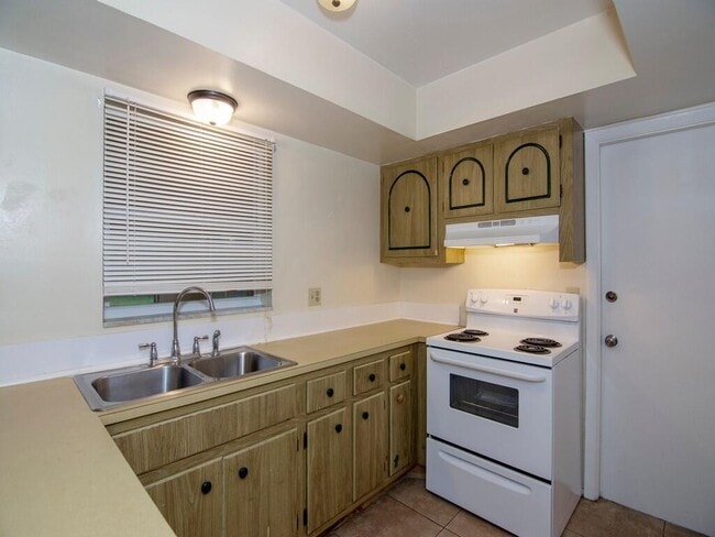 Photo - 226 SW Reynolds Ave