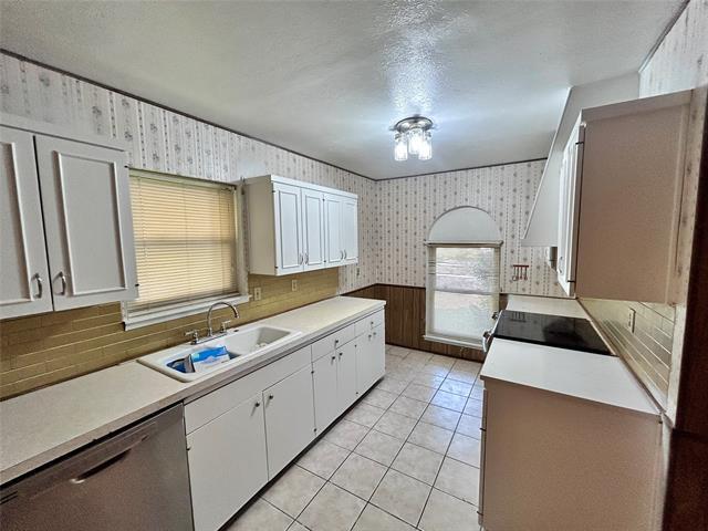 Photo - 705 Edelweiss Dr