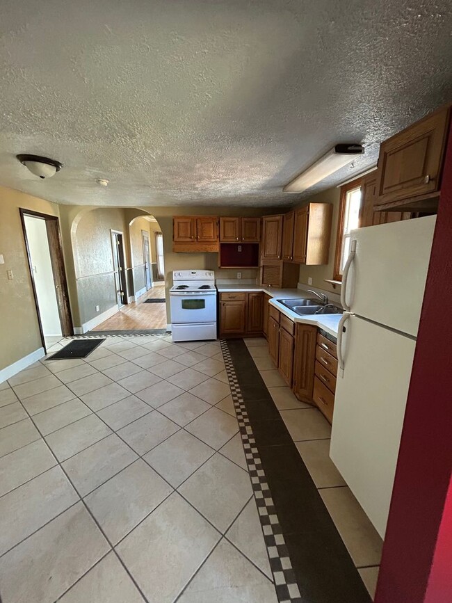 Photo - 1115 W Woolman St