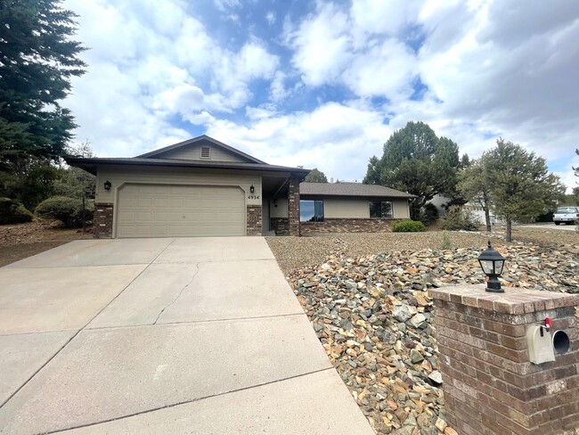 Immaculate 3-Bedroom Home in Yavapai Hills - Immaculate 3-Bedroom Home in Yavapai Hills