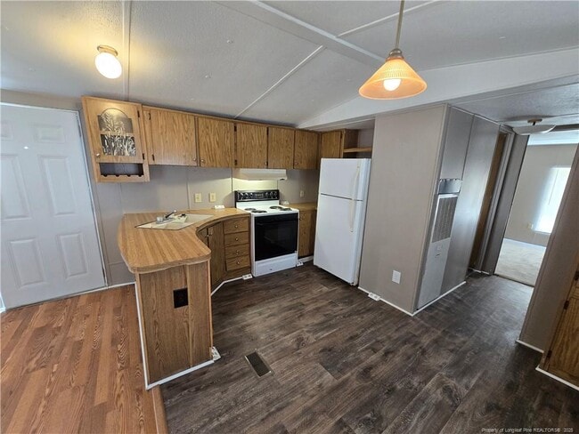 Photo - 826 Rembrandt Dr