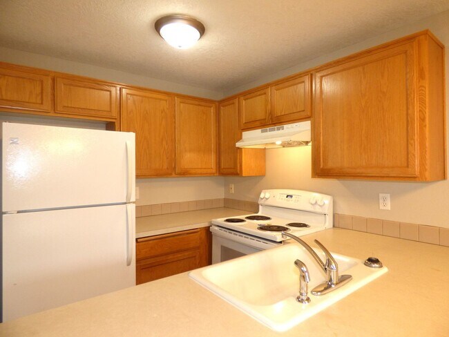 Photo - Sulbri04-102/104/106 Rice LN Unit 104