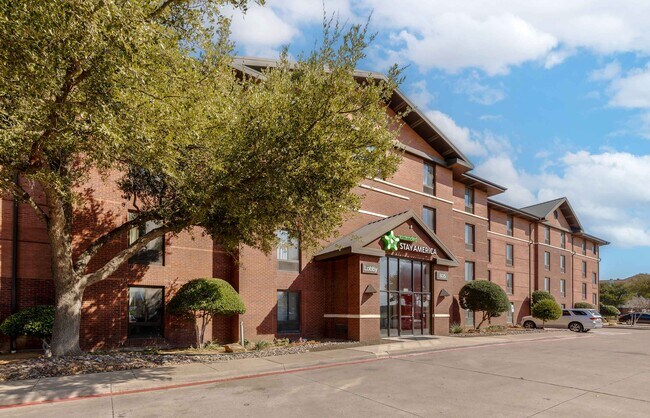 Furnished Studio-Dallas - Las Colinas - Meadow Creek Dr.