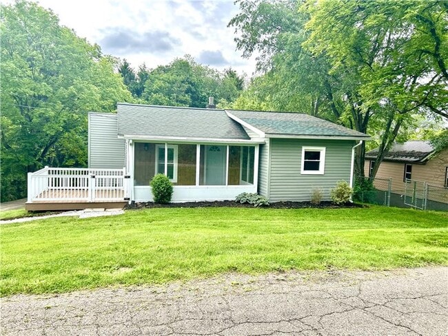 Photo - 466 Efts Ln House