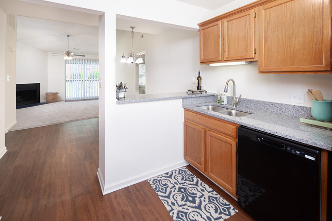 KITCHEN - Cloisters of Mount Holly Rental