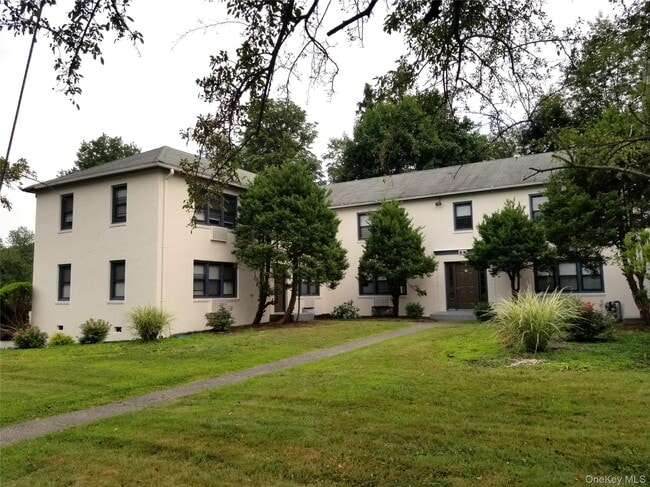 Building Photo - 17 Cornelison Ave Unit C-3