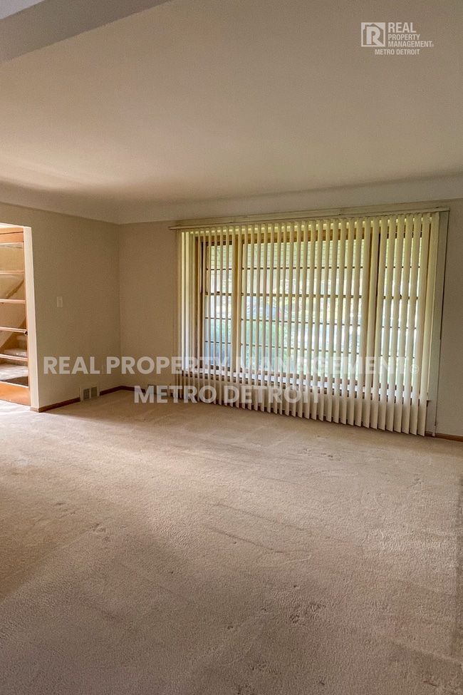 Photo - 13992 Penrod St