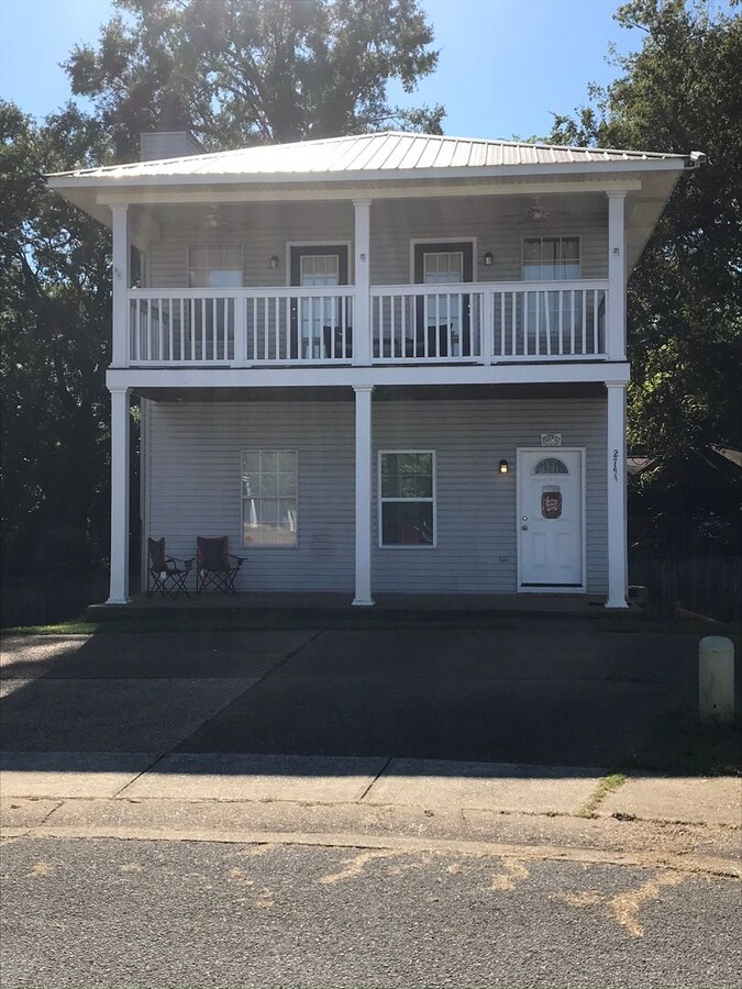 Photo - 2744 Sumner Pl