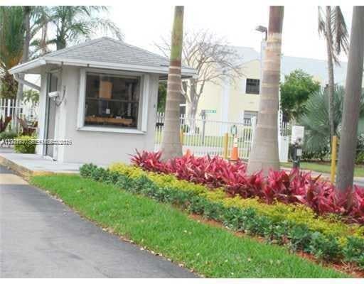 Photo - 1400 Jefferson Dr Unit 1400E