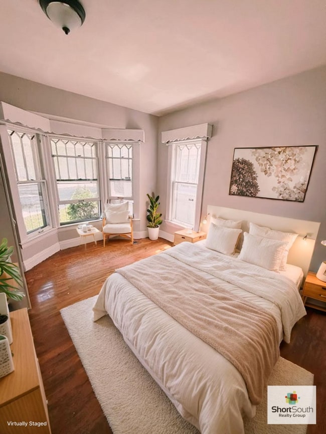Updated 3 bed 1 bath main floor apartment