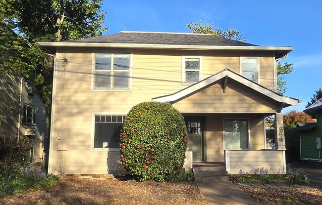 Building Photo - Convenient Corvallis Living – 4 Bedroom Home with Fantastic Amenities