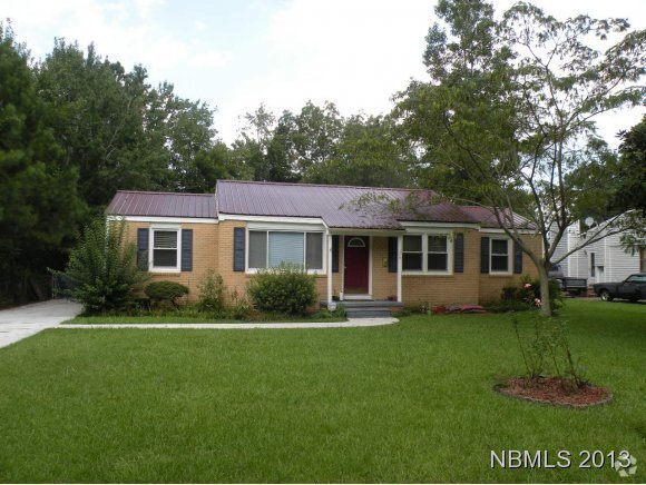 Building Photo - 108 Beaufort Dr Rental