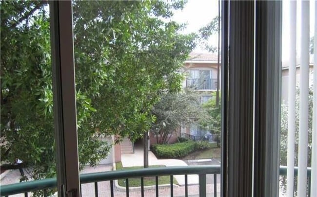 Photo - 2107 SE 10th Ave