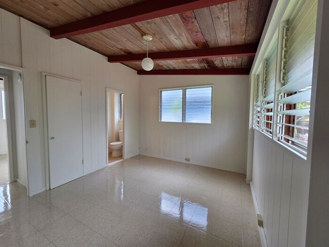 Photo - Momilani: 3 bedroom 1.5 bath duplex house w/ 2 car Tandem parking