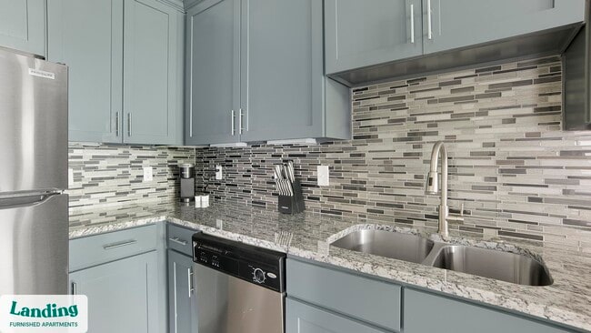 Photo - 18101 Point Lookout Dr Unit 403