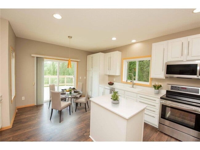 Photo - 9801 78th St S