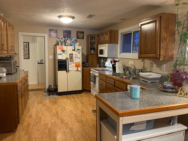 Photo - 123 Burley Ave