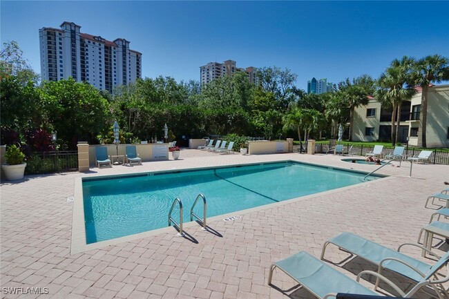 Photo - 7040 Pelican Bay Blvd Condominio Unidad D401