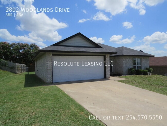 Photo - 2802 Woodlands Dr
