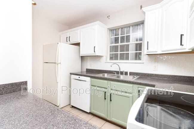 Photo - 2202 Elder St Unit B