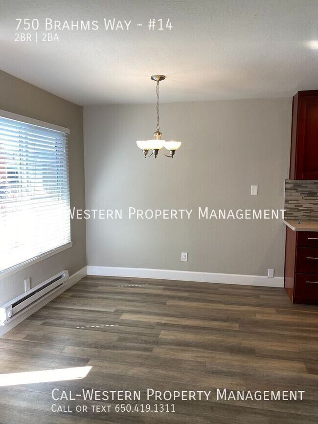 Photo - 2 bed 2 bath apt on 2nd flr Unidad #14