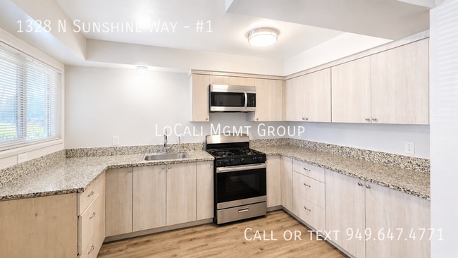 Photo - 1328 N Sunshine Way Unit #1